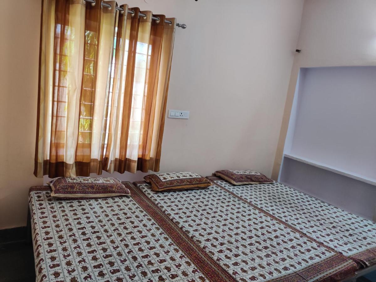 Saket Guest House Τζαϊπούρ Δωμάτιο φωτογραφία